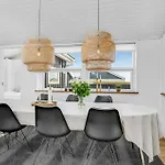 Vakantiehuis 3 Bedroom Cozy In Hejls