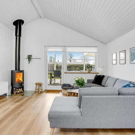 Prázdninový dům 3 Bedroom Cozy In *