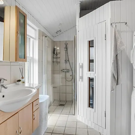 Prázdninový dům 3 Bedroom Cozy In