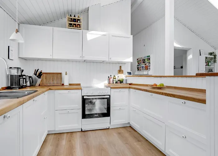 3 Bedroom Cozy In Σπίτι διακοπών